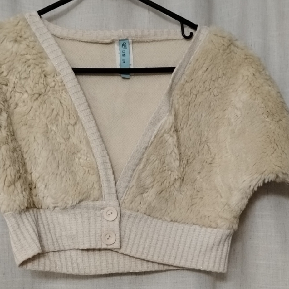 Y2K Cream Fur Half Button Up Vest